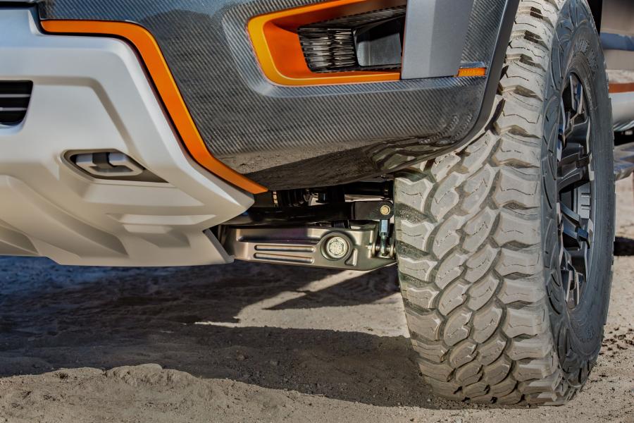 Детали экстерьера Nissan Titan Warrior Concept 2016 года  (фото 39 из 40)